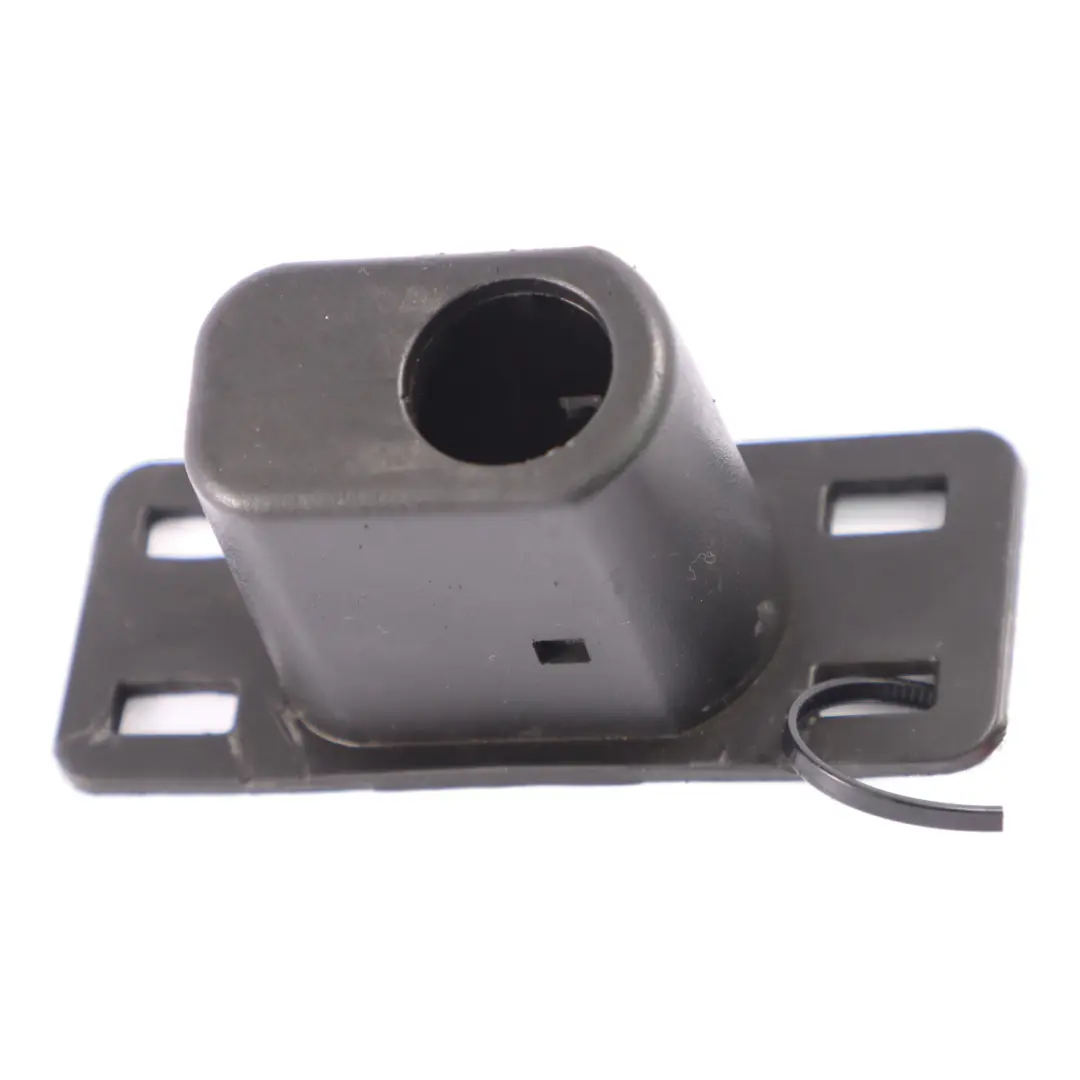 Staffa sensore PDC BMW E70 Staffa sensore parcheggio paraurti anteriore sinistro per con numero di parte 8038271 Staffa sensore PDC BMW E70 Staffa sensore parcheggio paraurti anteriore sinistro - SKU 8038271 - Numero di parte 8038271