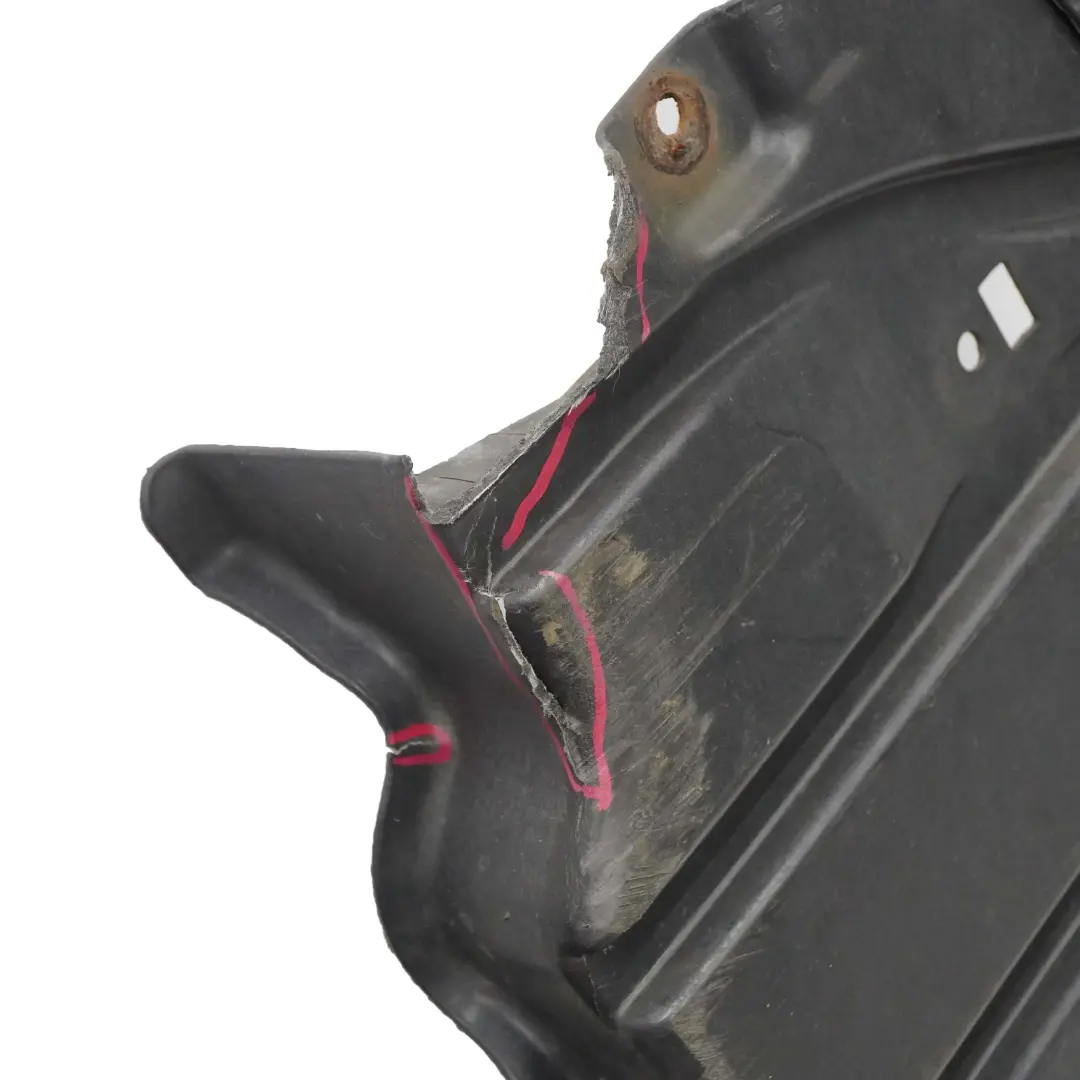 Essence Protection du dessous du capot moteur pour BMW E90 E91 M Sport à propos du numéro de pièce 8040111 BMW E90 E91 M Sport Essence Protection du dessous du capot moteur - SKU 8040111-1 - Numéro de pièce 8040111