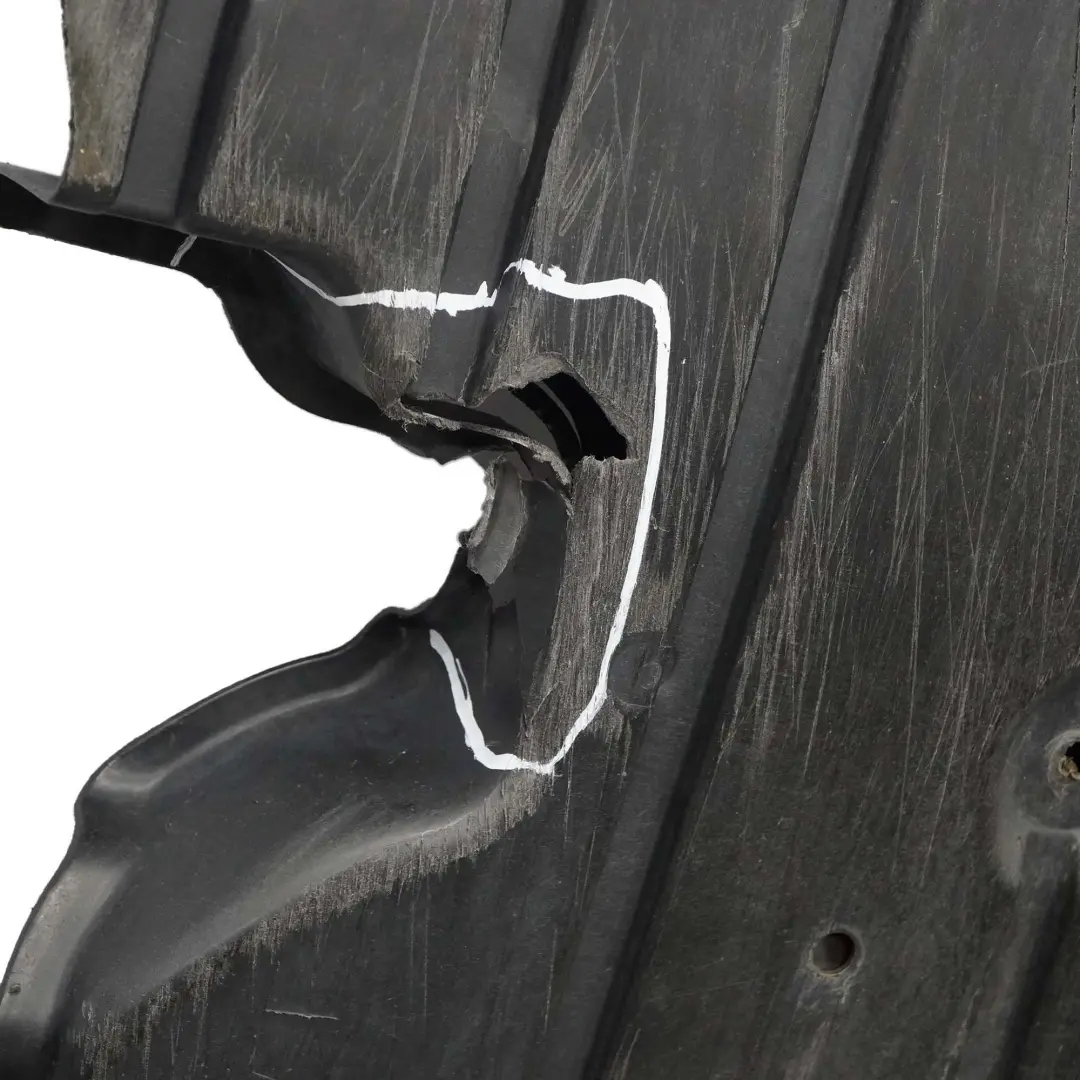 Osłona Wygłuszenie Pod Silnik M-Pakiet do BMW E90 E91 o numerze 8040113 BMW E90 E91 Osłona Wygłuszenie Pod Silnik M-Pakiet - SKU 8040113 - Numer Części 8040113