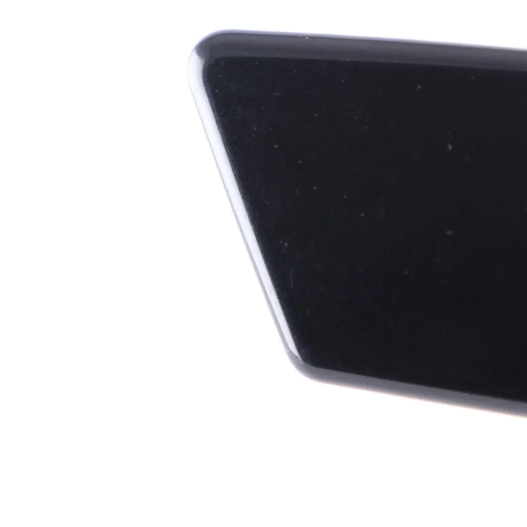 Headlight Washer Cover Flap Right O/S Black Sapphire 475 7907274 to BMW E90 M Sport with Part number 8041138 BMW E90 M Sport Headlight Washer Cover Flap Right O/S Black Sapphire 475 7907274 - SKU 8041138-BS - Part number 8041138