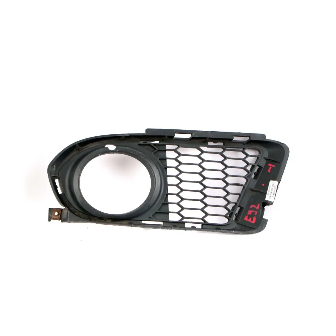 M-Sport Kratka Atrapa Zderzaka Halogenu Lewa Lewy Przód do BMW E92 E93 o numerze 8041181 BMW E92 E93 M-Sport Kratka Atrapa Zderzaka Halogenu Lewa Lewy Przód - SKU 8041181-1 - Numer Części 8041181