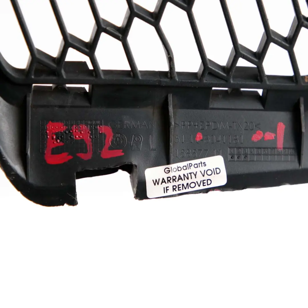 M-Sport Kratka Atrapa Zderzaka Halogenu Lewa Lewy Przód do BMW E92 E93 o numerze 8041181 BMW E92 E93 M-Sport Kratka Atrapa Zderzaka Halogenu Lewa Lewy Przód - SKU 8041181-1 - Numer Części 8041181