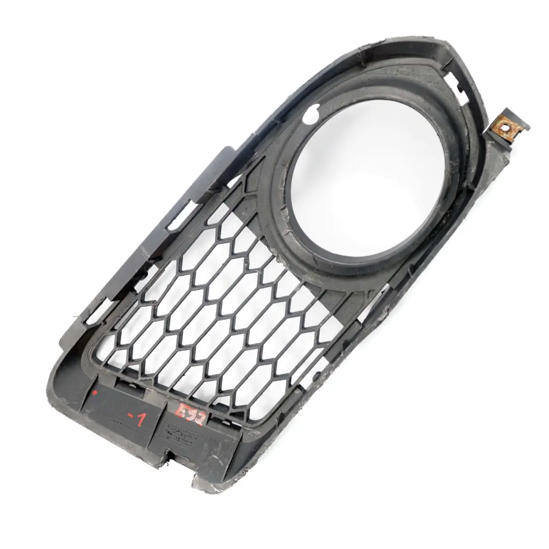 M-Sport Gitter Seitlich Rechts Stossfänger Vorn für BMW 3 er E92 E93 1 mit Teilenummer 8041182 BMW 3 er E92 E93 1 M-Sport Gitter Seitlich Rechts Stossfänger Vorn - SKU 8041182-1 - Teilenummer 8041182
