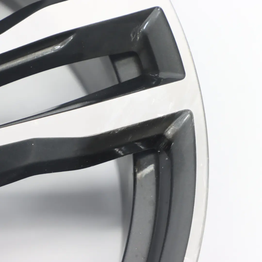 Jante Alliage Avant 19" 8J ET:36 M Double Rayon 704 pour BMW F30 F31 F32 à propos du numéro de pièce 8043650 BMW F30 F31 F32 Jante Alliage Avant 19" 8J ET:36 M Double Rayon 704 - SKU 8043650-1 - Numéro de pièce 8043650