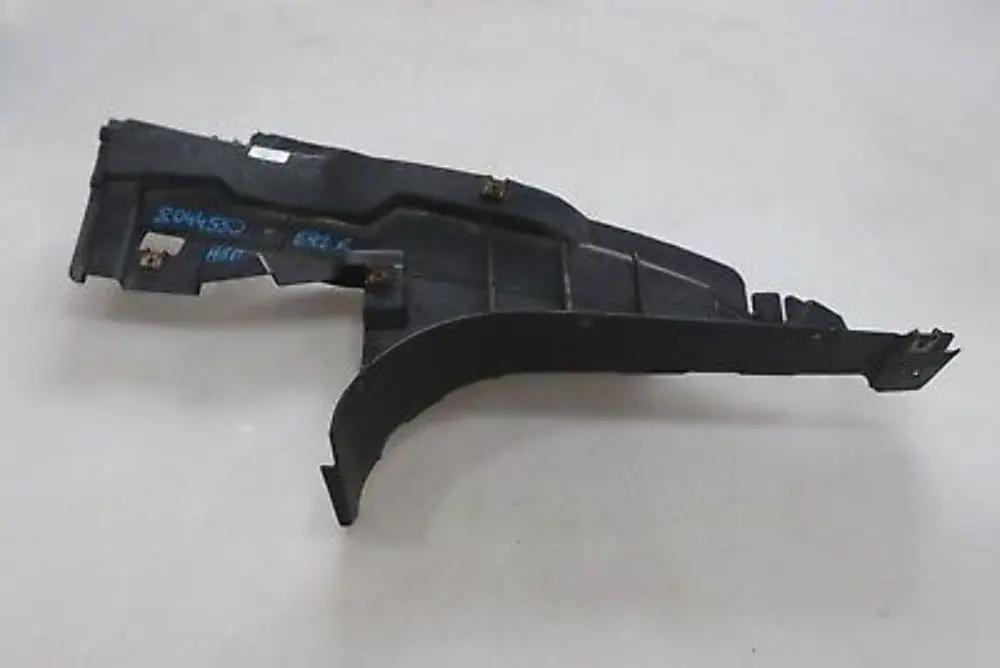 antisalpicaduras Inferior Delantera Derecha 8044546 para BMW E92 E93 M Sport Escudo con número de pieza 8044550 BMW E92 E93 M Sport Escudo antisalpicaduras Inferior Delantera Derecha 8044546 - SKU 8044550 - Número de pieza 8044550