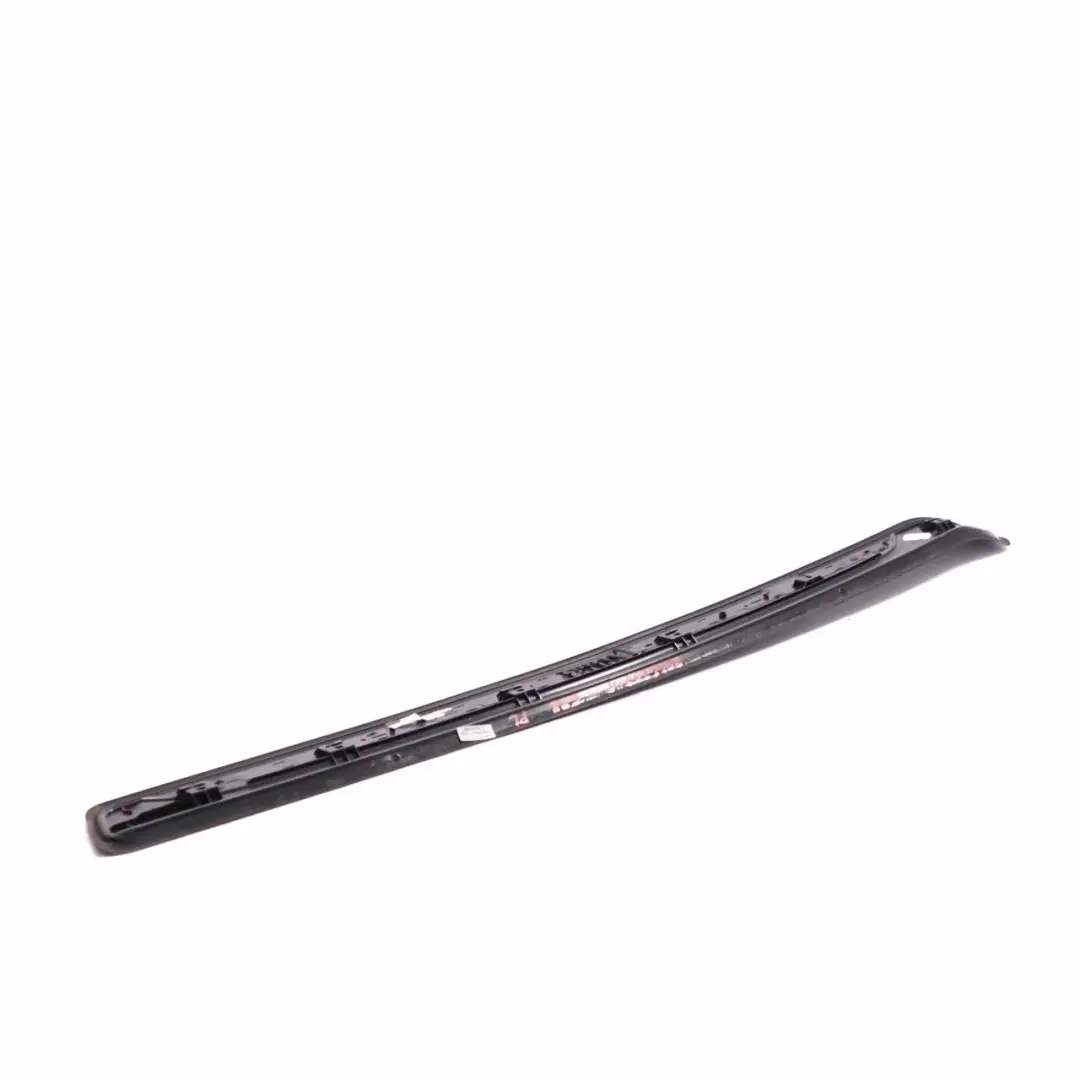 Strip Recubrimiento Pieza Delantera Izquierda Entrada para BMW E88 M Sport con número de pieza 8045297 BMW E88 M Sport Strip Recubrimiento Pieza Delantera Izquierda Entrada - SKU 8045297-1 - Número de pieza 8045297