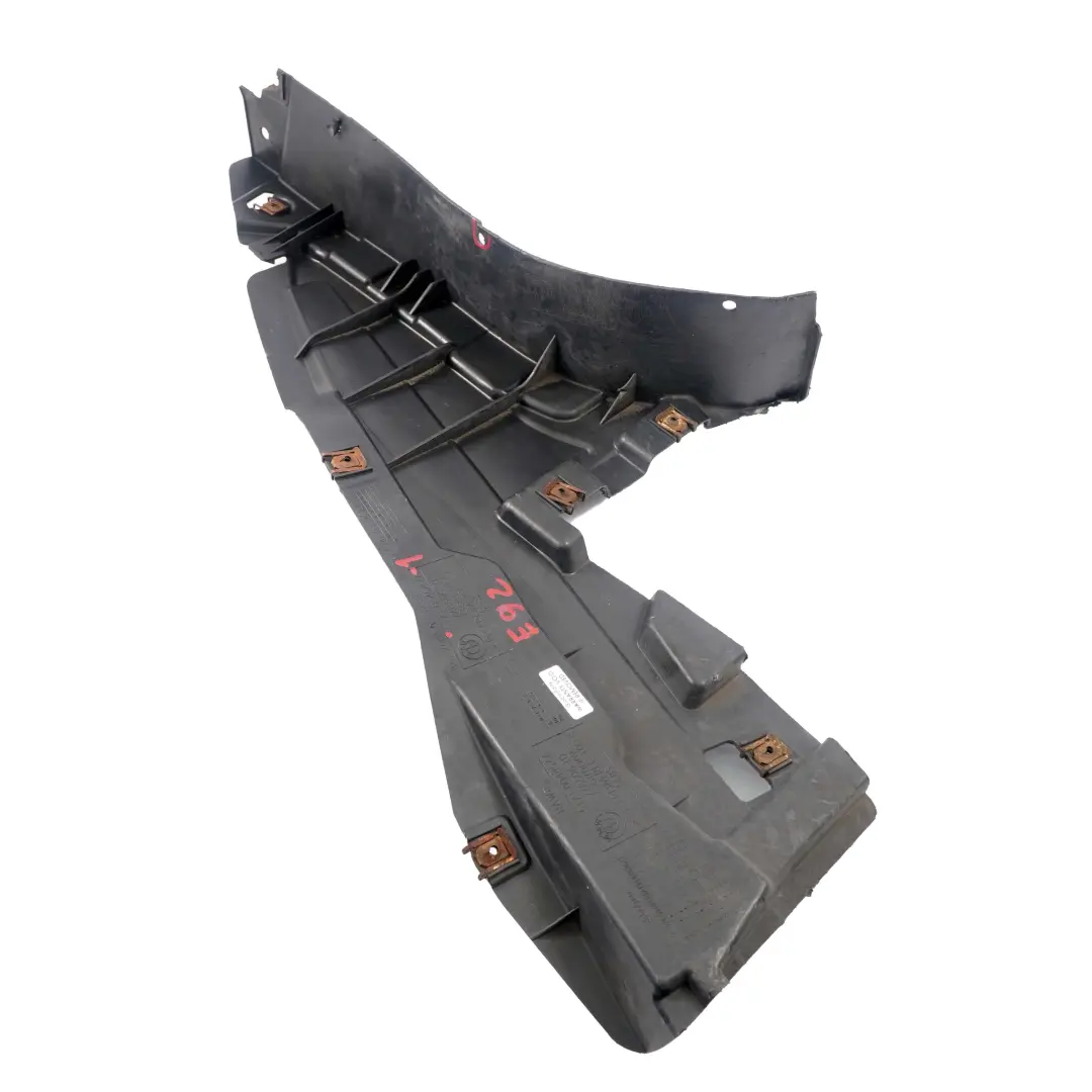  Embellecedor Paso Rueda BMW E92 335i 335d Tapa Inferior Delantera Derecha - SKU 8045400-1 - Número de pieza 8045400