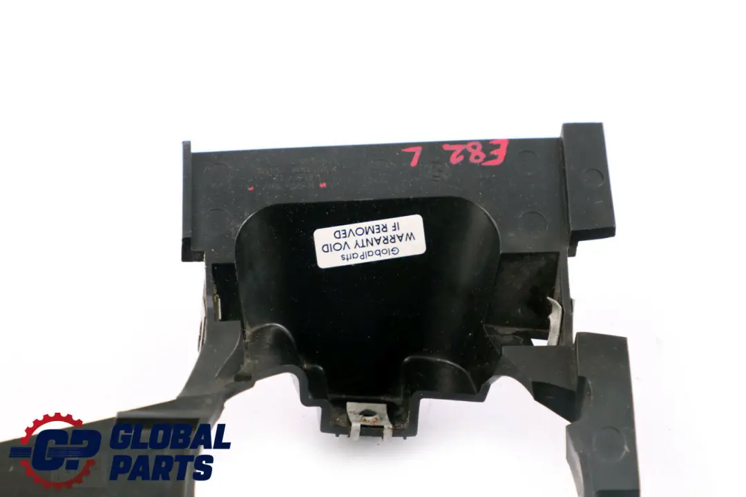 Nebelscheinwerferhalterung M Sport Vorne Links für BMW E82 E88 mit Teilenummer 8045447 BMW E82 E88 Nebelscheinwerferhalterung M Sport Vorne Links - SKU 8045447 - Teilenummer 8045447