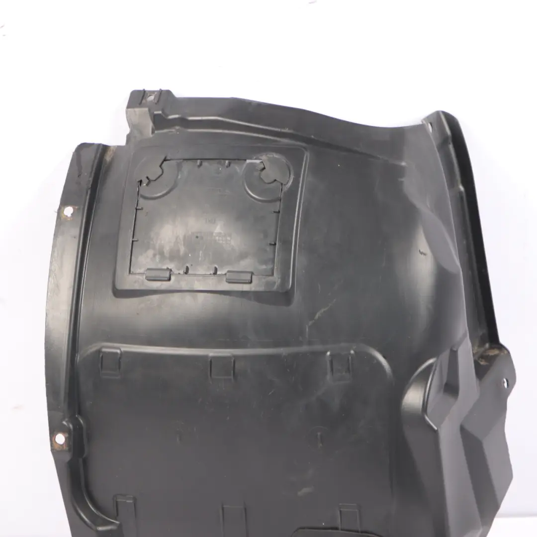 Arch M Sport Bottom Front Right O/S Housing Cover to BMW E82 E88 Wheel with Part number 8045962 BMW E82 E88 Wheel Arch M Sport Bottom Front Right O/S Housing Cover - SKU 8045962-2 - Part number 8045962