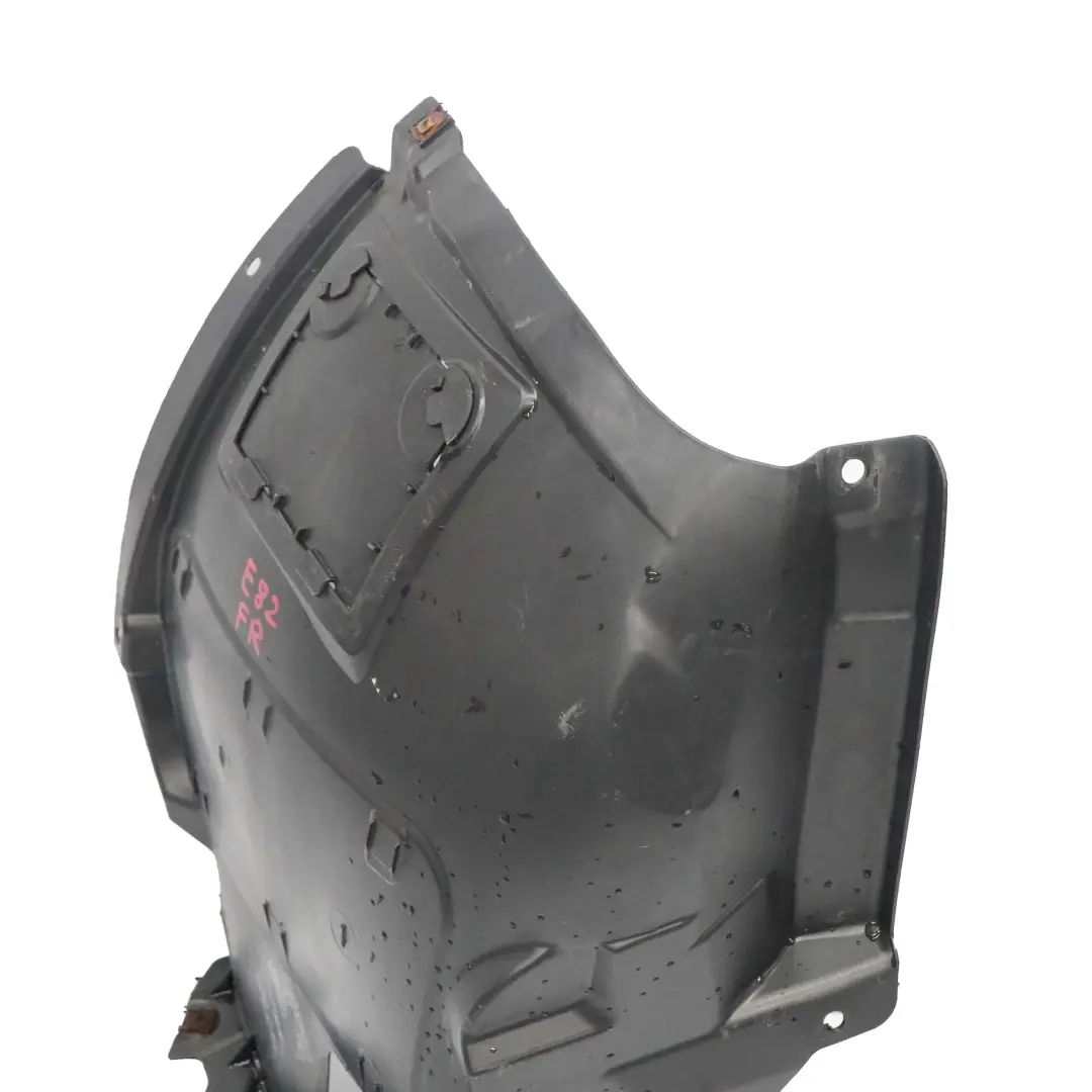 Parte Inferior Delantera Derecha Tapa Paso De Rueda para BMW E82 E88 M Sport con número de pieza 8045962 BMW E82 E88 M Sport Parte Inferior Delantera Derecha Tapa Paso De Rueda - SKU 8045962 - Número de pieza 8045962