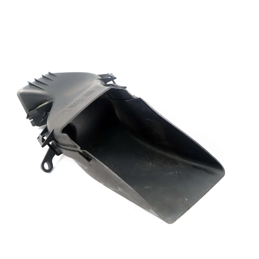 Parachoques Freno Refrigeración Conducto Delantero Izquierdo para BMW E82 E88 M Sport con número de pieza 8046299 BMW E82 E88 M Sport Parachoques Freno Refrigeración Conducto Delantero Izquierdo - SKU 8046299 - Número de pieza 8046299