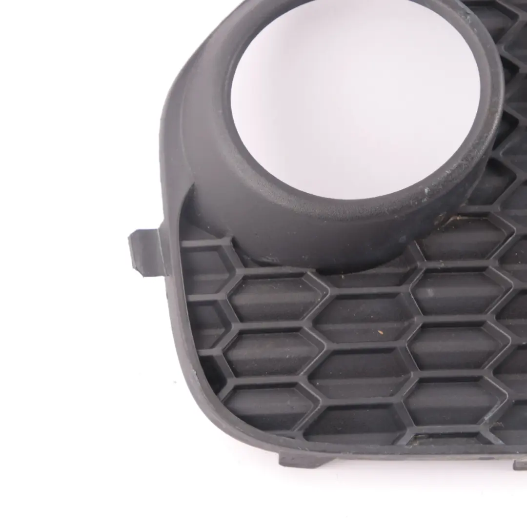 Fog Light Cover BMW X5 E70 Front Bumper Right O/S Grid Grille Trim Panel 8048022 to with Part number 8047344 Fog Light Cover BMW X5 E70 Front Bumper Right O/S Grid Grille Trim Panel 8048022 - SKU 8047344 - Part number 8047344
