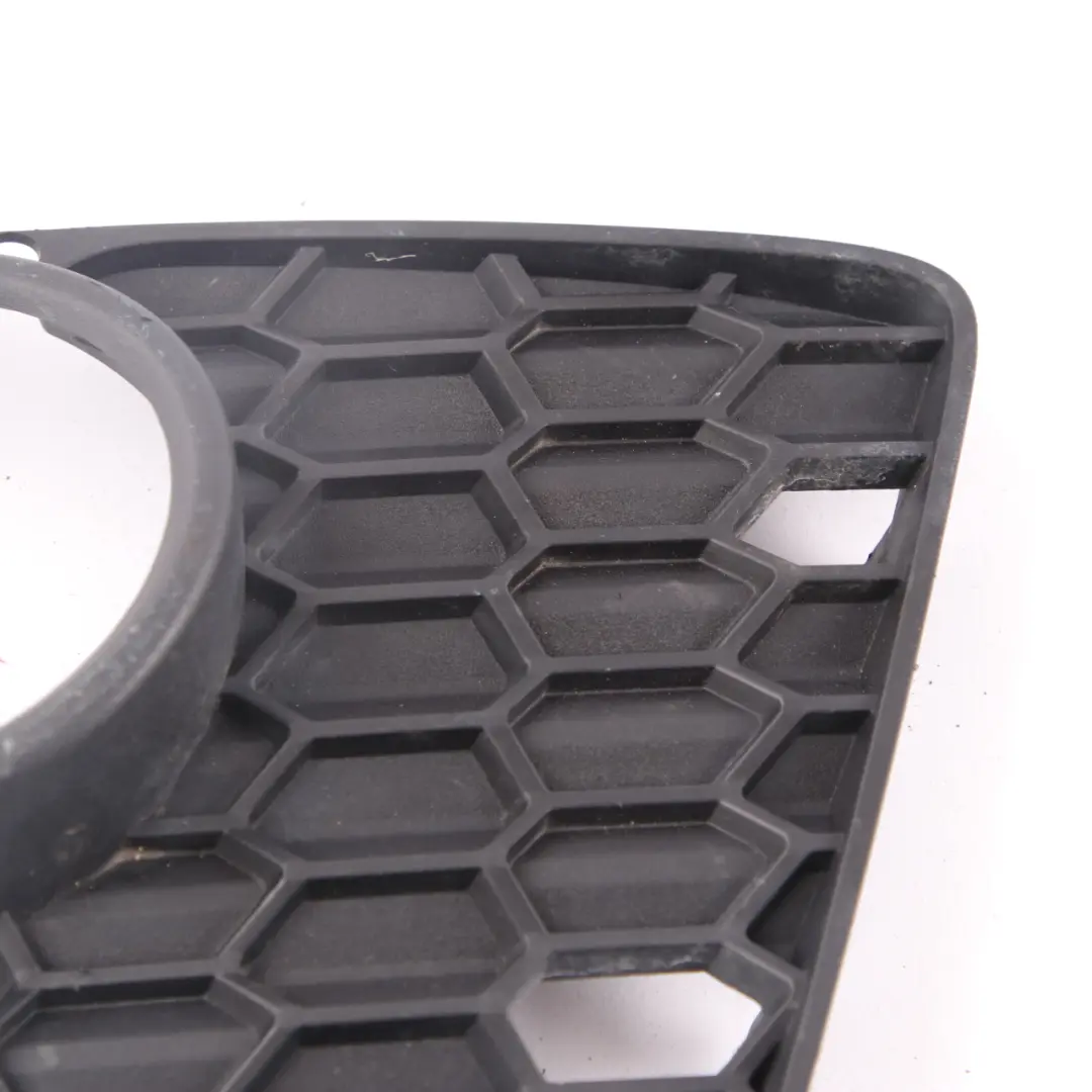 Fog Light Cover BMW X5 E70 Front Bumper Right O/S Grid Grille Trim Panel 8048022 to with Part number 8047344 Fog Light Cover BMW X5 E70 Front Bumper Right O/S Grid Grille Trim Panel 8048022 - SKU 8047344 - Part number 8047344