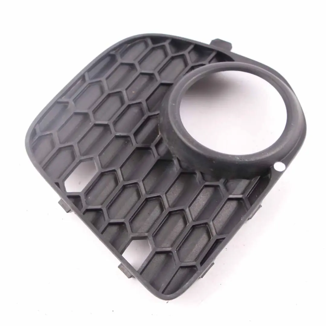 Fog Light Cover BMW X5 E70 Front Bumper Right O/S Grid Grille Trim Panel 8048022 to with Part number 8047344 Fog Light Cover BMW X5 E70 Front Bumper Right O/S Grid Grille Trim Panel 8048022 - SKU 8047344 - Part number 8047344