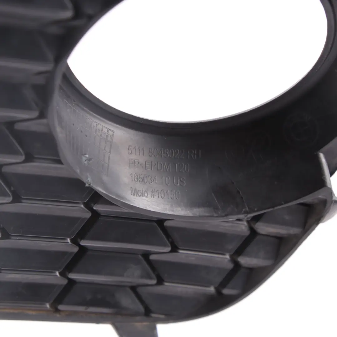 Fog Light Cover BMW X5 E70 Front Bumper Right O/S Grid Grille Trim Panel 8048022 to with Part number 8047344 Fog Light Cover BMW X5 E70 Front Bumper Right O/S Grid Grille Trim Panel 8048022 - SKU 8047344 - Part number 8047344