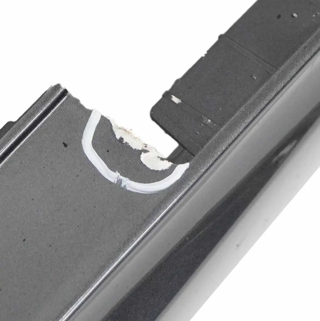 Laterale M Sport Pannello Copertura Brancardo Destro Mineralgrau B39 per BMW X1 E84 con numero di parte 7345046 BMW X1 E84 Laterale M Sport Pannello Copertura Brancardo Destro Mineralgrau B39 - SKU 8047544-MG - Numero di parte 7345046