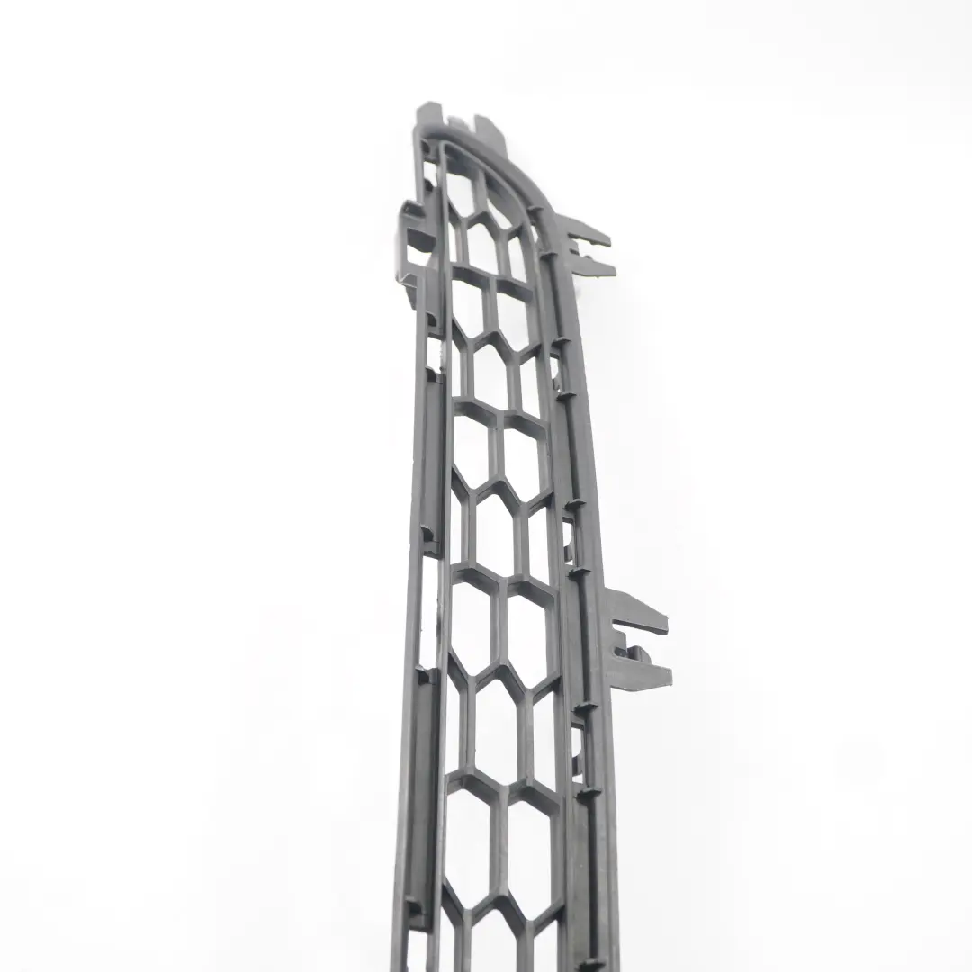 Rejilla parachoques delantero Rejilla central central para BMW X3 F25 M Sport con número de pieza 8048096 BMW X3 F25 M Sport Rejilla parachoques delantero Rejilla central central - SKU 8048096 - Número de pieza 8048096