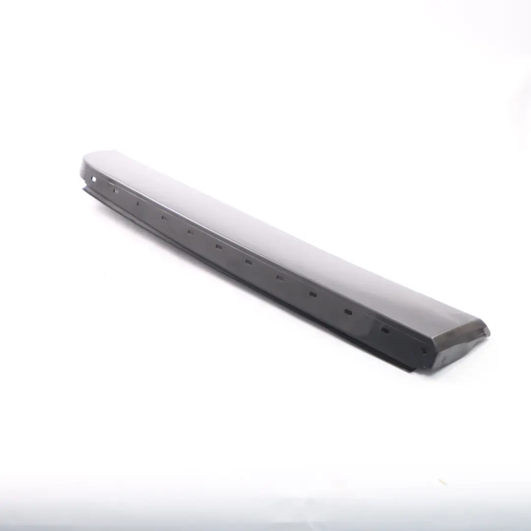 Trasera Derecha Puerta Inferior Embellecedor Sofisto Gris A90 para BMW X4 F26 con número de pieza 8048156 BMW X4 F26 Trasera Derecha Puerta Inferior Embellecedor Sofisto Gris A90 - SKU 8048156 - Número de pieza 8048156