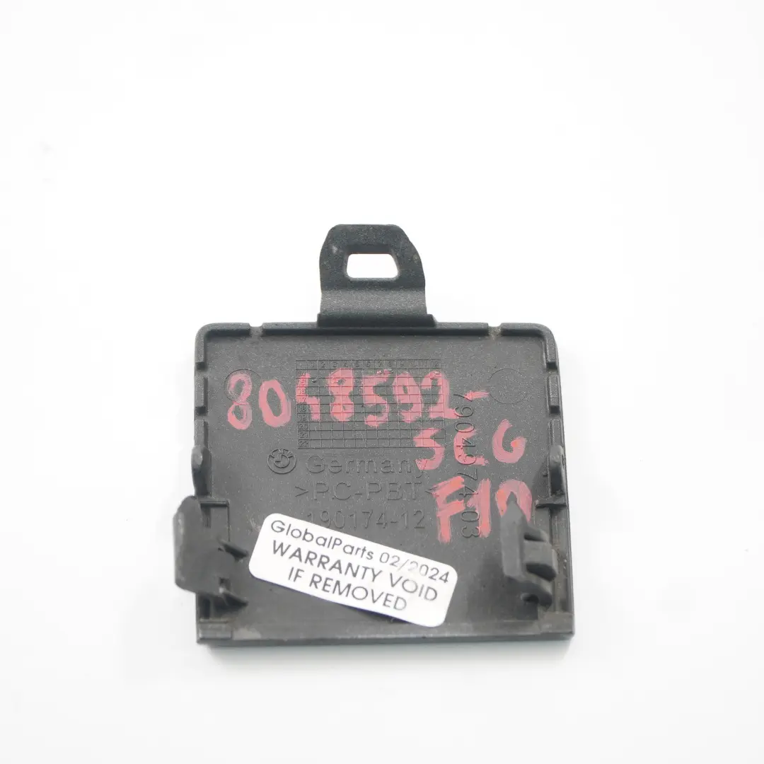 BMW F10 M Sport Abschleppöse hintere Stoßfänger abdeckung Space Grau A52 7904974 - SKU 8048592-SCG - Teilenummer 8048592