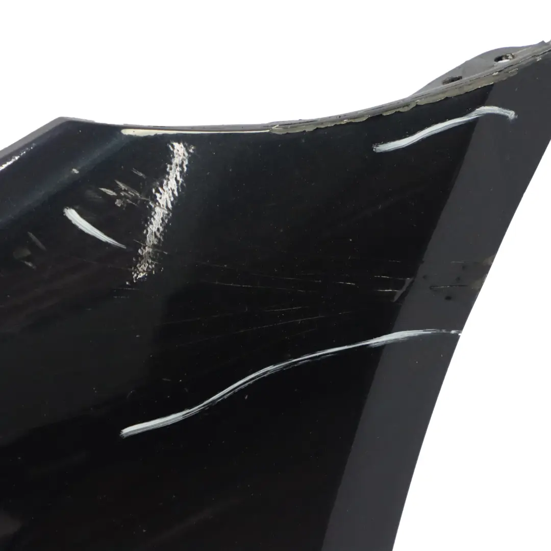 Front Bumper M Sport Trim Panel Carbonschwarz Black Metallic - 416 to BMW F10 F11 with Part number 8048668 BMW F10 F11 Front Bumper M Sport Trim Panel Carbonschwarz Black Metallic - 416 - SKU 8048668-CAR - Part number 8048668