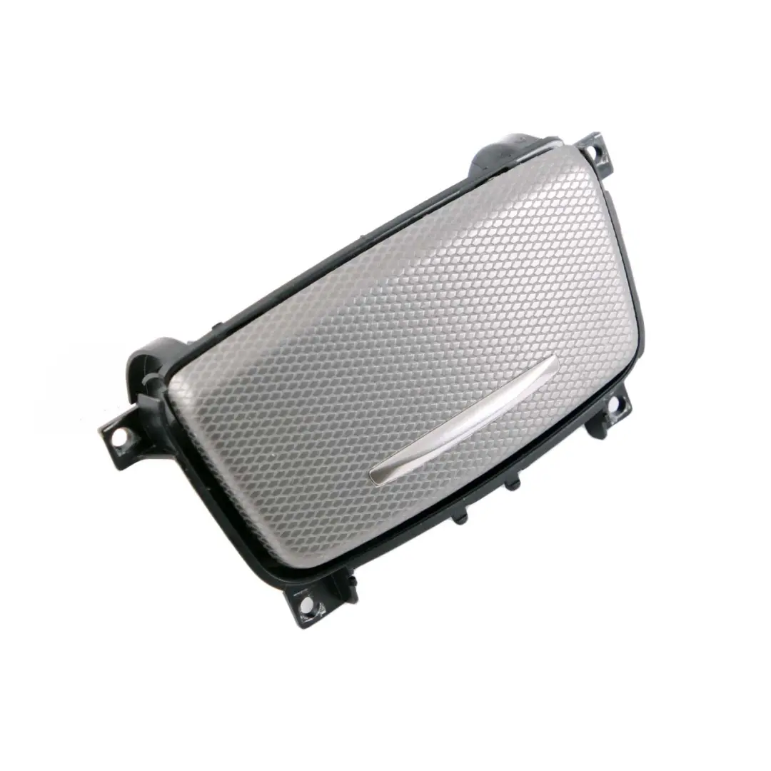 Popielniczka Tylna Tył Silver do BMW E92 E93 o numerze 8049072 BMW E92 E93 Popielniczka Tylna Tył Silver - SKU 8049072 - Numer Części 8049072