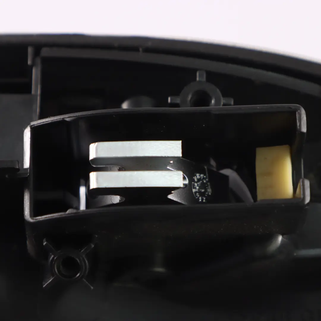 Front Right Interior Grab Handle Door Opener Cover Alu Carbon to BMW Z4 E89 with Part number 8049228 BMW Z4 E89 Front Right Interior Grab Handle Door Opener Cover Alu Carbon - SKU 8049228 - Part number 8049228