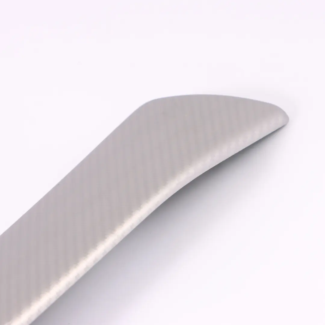 Maniglia anteriore destra Coperchio apriporta Alu Carbon per BMW Z4 E89 con numero di parte 8049228 BMW Z4 E89 Maniglia anteriore destra Coperchio apriporta Alu Carbon - SKU 8049228 - Numero di parte 8049228