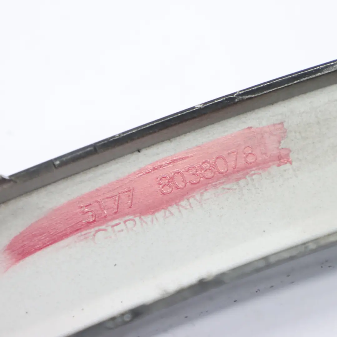 Radkastenverkleidung vorne rechts Schwarz Saphir Metallic 475 für BMW X1 E84 mit Teilenummer 8049940 BMW X1 E84 Radkastenverkleidung vorne rechts Schwarz Saphir Metallic 475 - SKU 8049940-BS - Teilenummer 8049940