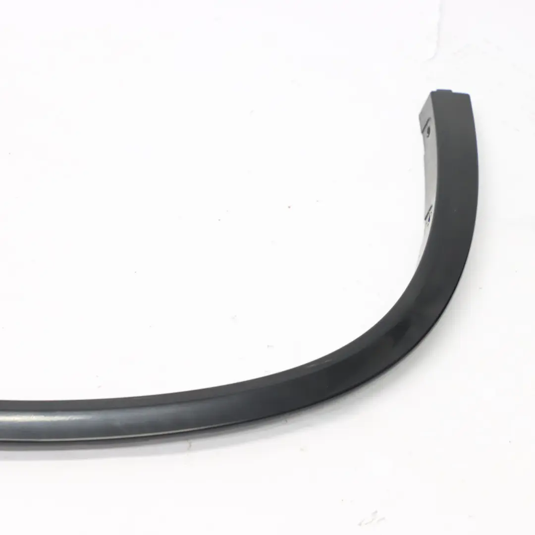 BMW X1 E84 enjoliveur de passage de roue avant droit noir saphir 475 - SKU 8049940-BS - Numéro de pièce 8049940