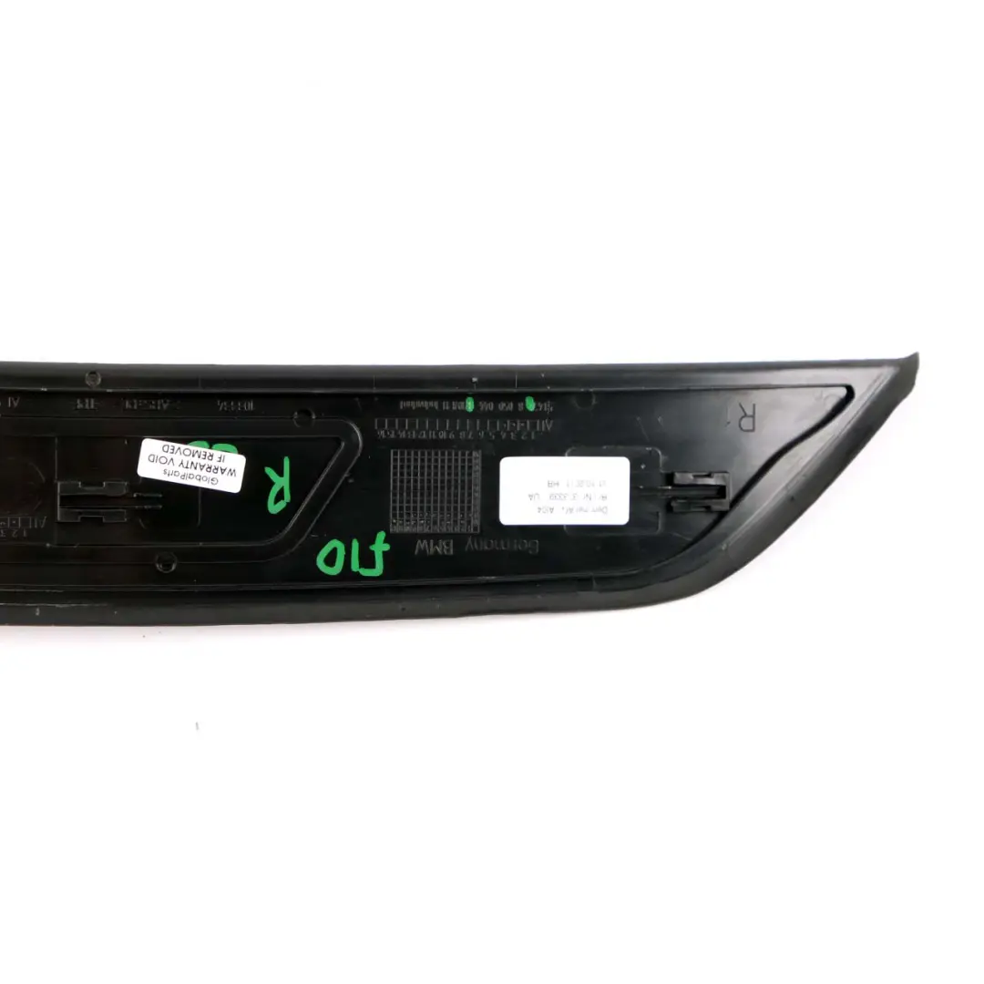  Embellecedor Tapa Entrada BMW F10 F11 M5 Tira Trasera Derecha - SKU 8050044 - Número de pieza 8050044