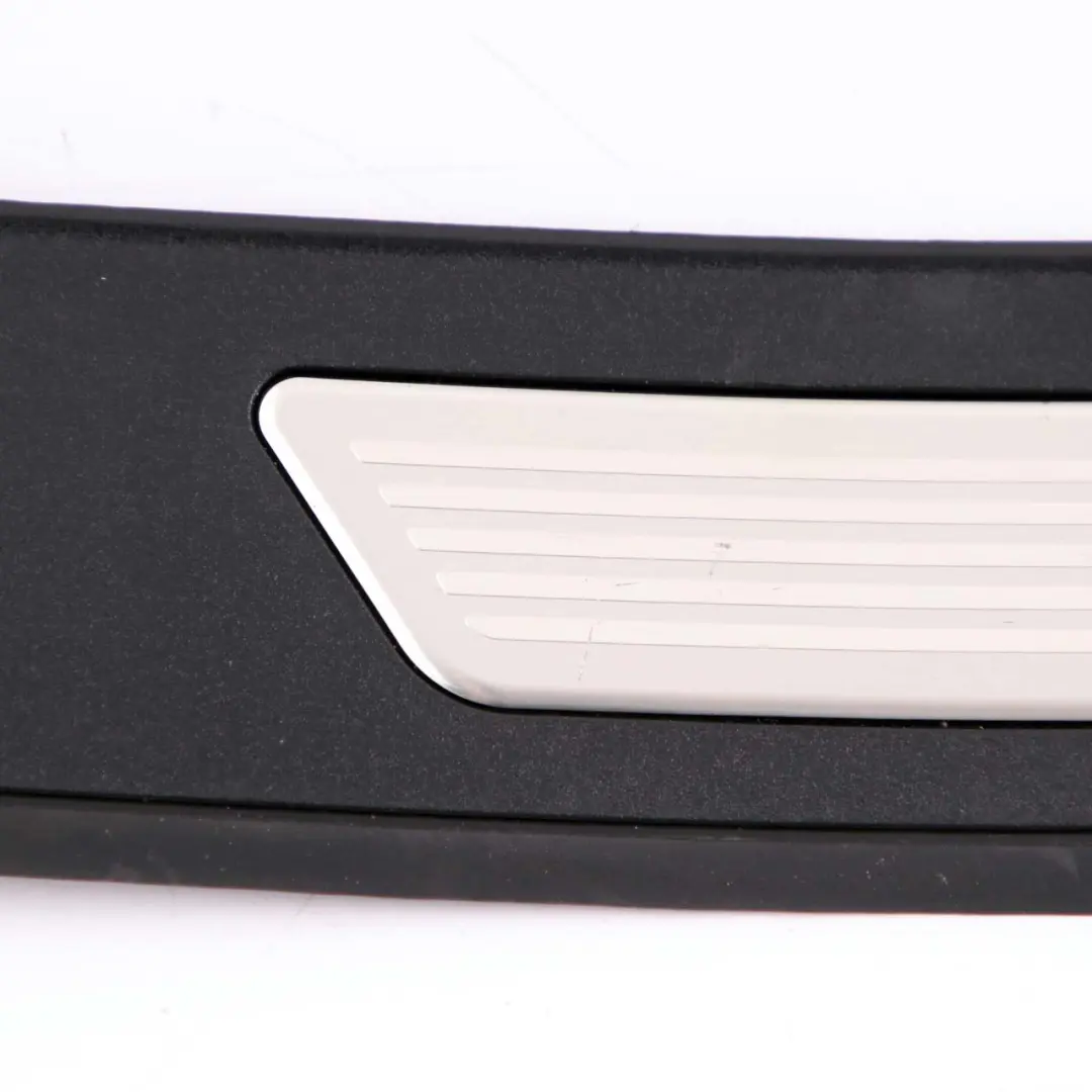 Rivestimento ingresso BMW F10 F11 M5 Striscia posteriore destra per con numero di parte 8050044 Rivestimento ingresso BMW F10 F11 M5 Striscia posteriore destra - SKU 8050044 - Numero di parte 8050044