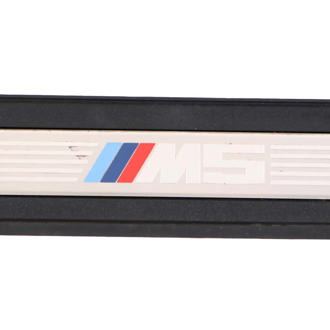 Embellecedor Tapa Entrada BMW F10 F11 M5 Tira Delantera Izquierda para con número de pieza 8050045 Embellecedor Tapa Entrada BMW F10 F11 M5 Tira Delantera Izquierda - SKU 8050045 - Número de pieza 8050045