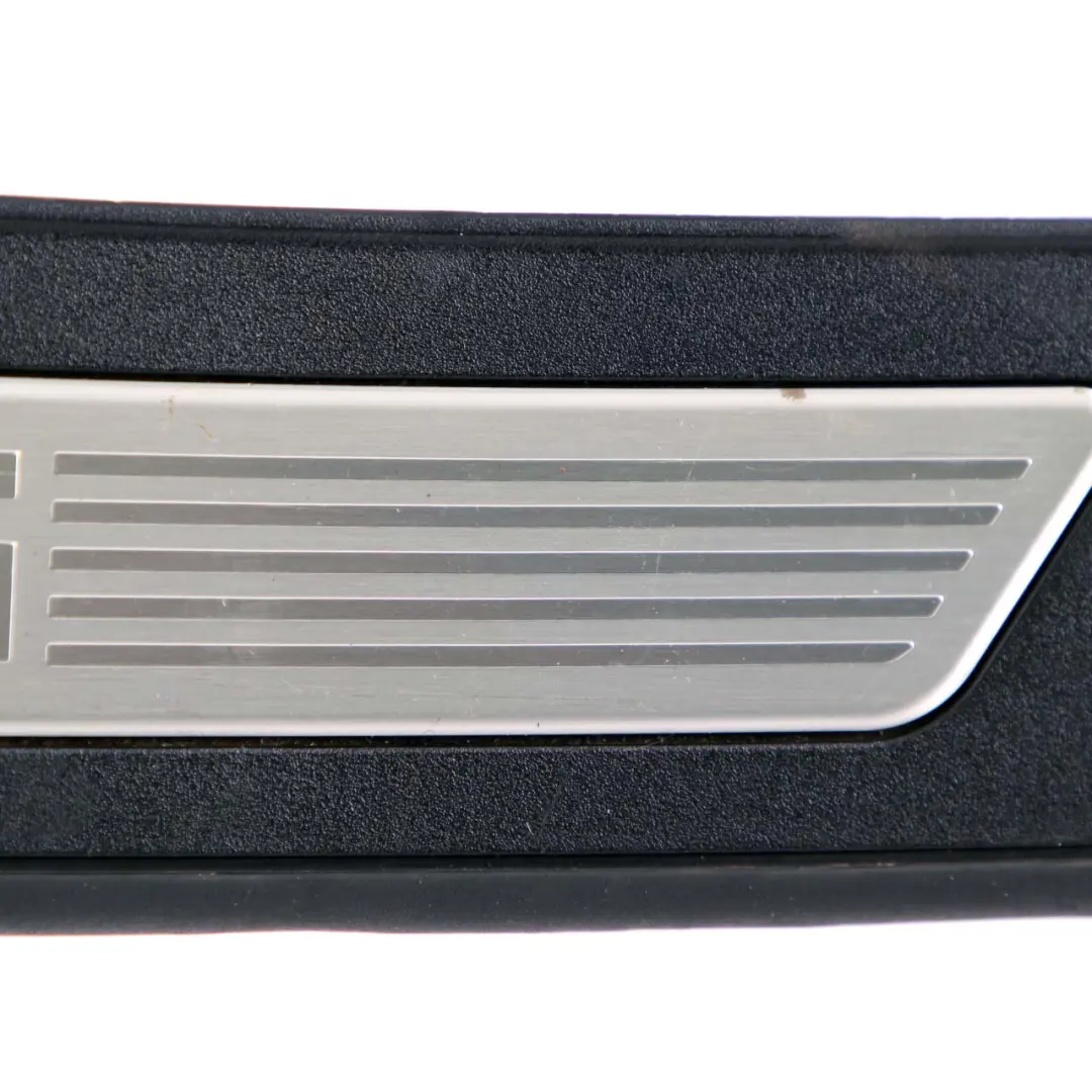 Tapa Puerta De Entrada M Sport Trim Strip Trasera Izquierda para BMW F10 F11 LCI M5 con número de pieza 8050051 BMW F10 F11 LCI M5 Tapa Puerta De Entrada M Sport Trim Strip Trasera Izquierda - SKU 8050051-1 - Número de pieza 8050051