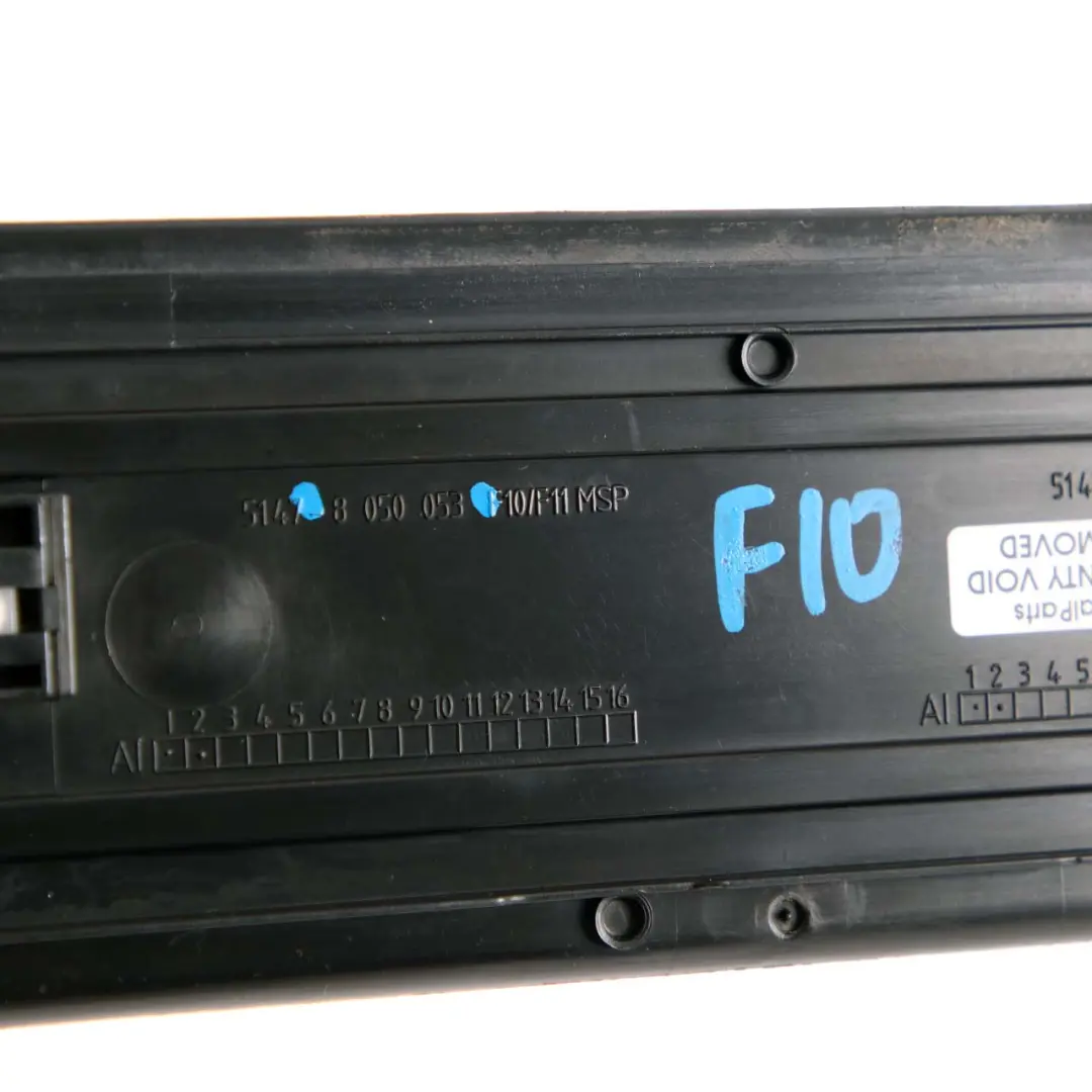 Entrada Puerta Embellecedor Tira Delantera Izquierda para BMW F10 F11 LCI M Sport con número de pieza 8050053 BMW F10 F11 LCI M Sport Entrada Puerta Embellecedor Tira Delantera Izquierda - SKU 8050053 - Número de pieza 8050053