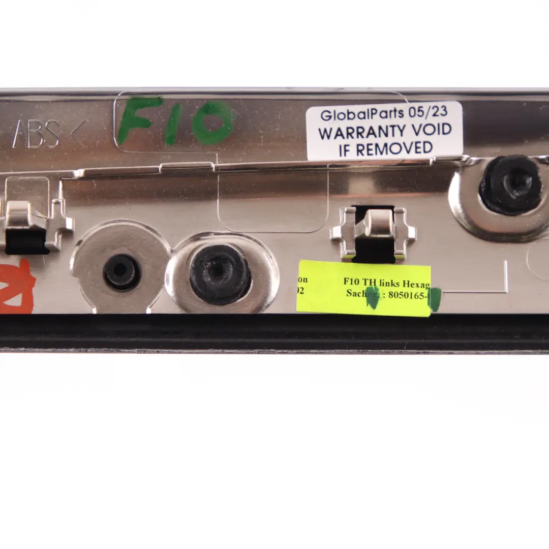 Tür Leiste Zier Leiste Abdeckung Hinten Links Aluminium Hexagon für BMW F10 F11 mit Teilenummer 8050165 BMW F10 F11 Tür Leiste Zier Leiste Abdeckung Hinten Links Aluminium Hexagon - SKU 8050165 - Teilenummer 8050165