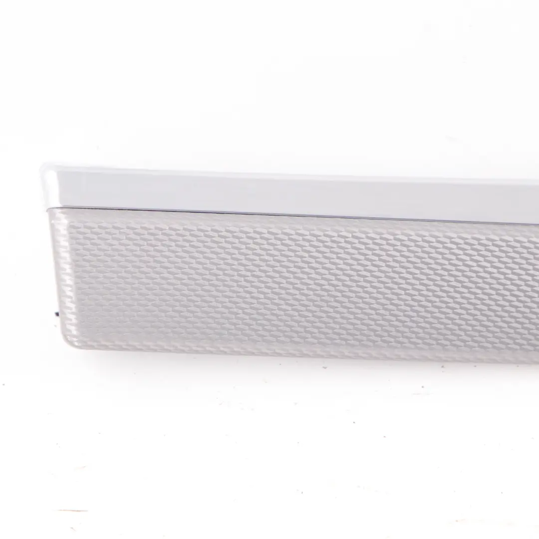 Tür Leiste Zier Leiste Abdeckung Hinten Links Aluminium Hexagon für BMW F10 F11 mit Teilenummer 8050165 BMW F10 F11 Tür Leiste Zier Leiste Abdeckung Hinten Links Aluminium Hexagon - SKU 8050165 - Teilenummer 8050165