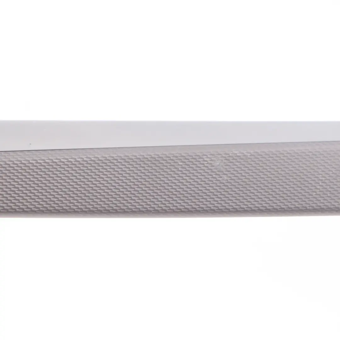 Puerta Tira Interior Trim Trasera Derecha Cubierta Panel Aluminio para BMW F10 F11 con número de pieza 8050166 BMW F10 F11 Puerta Tira Interior Trim Trasera Derecha Cubierta Panel Aluminio - SKU 8050166 - Número de pieza 8050166