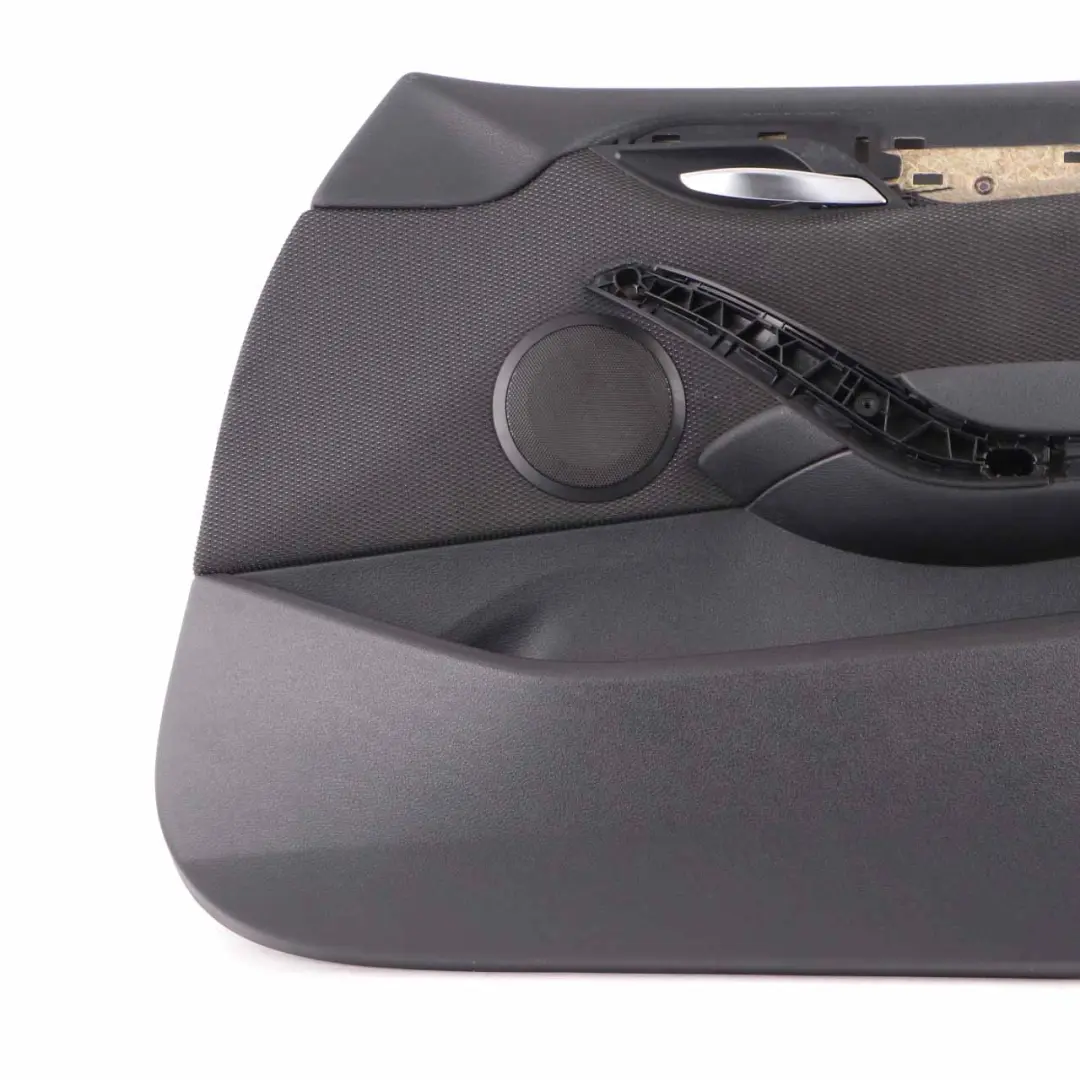 Scheda Porta Anteriore Destra Rivestimento Porta Tessuto Antracite per BMW X1 E84 con numero di parte 7327187 BMW X1 E84 Scheda Porta Anteriore Destra Rivestimento Porta Tessuto Antracite - SKU 8050290 - Numero di parte 7327187