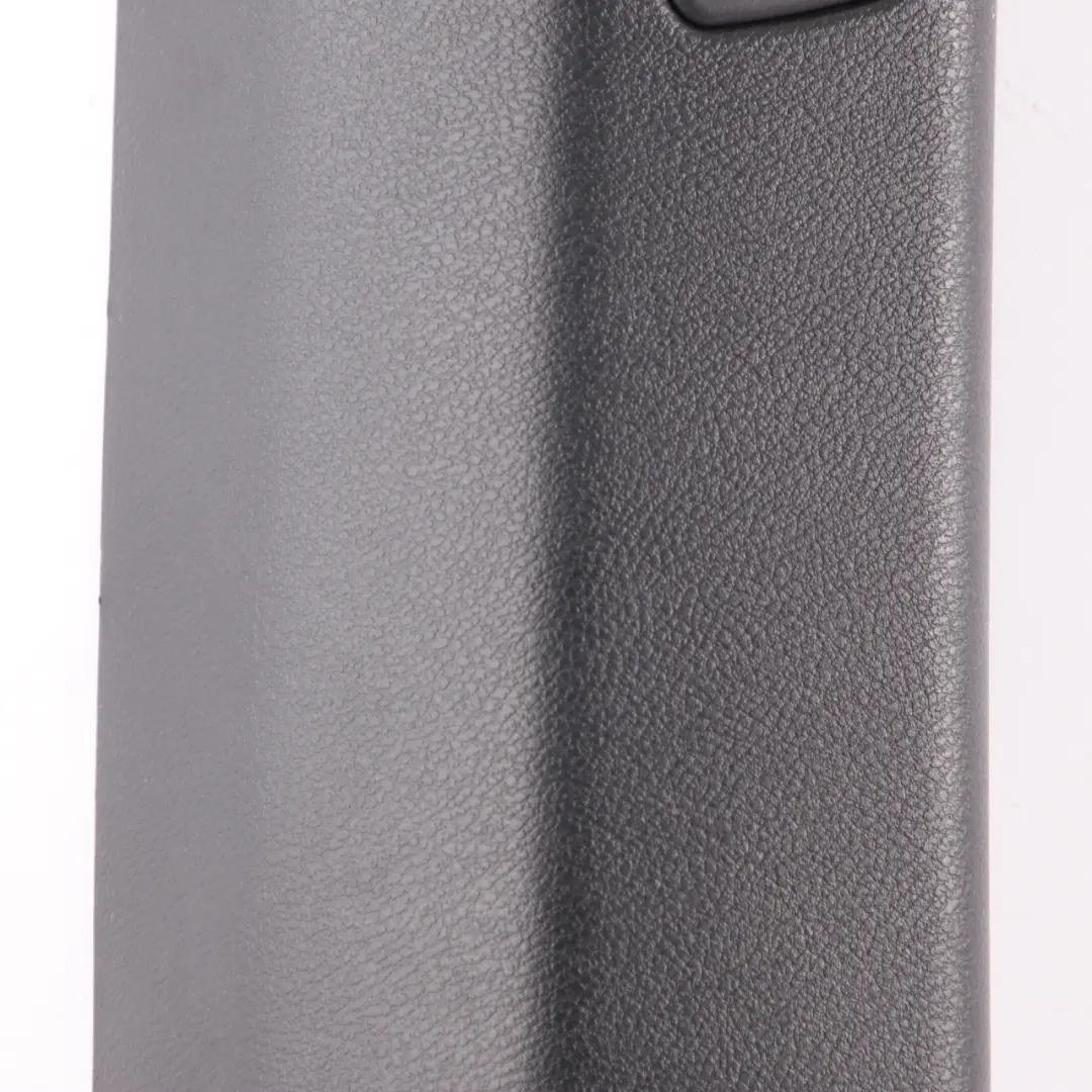 C-Pillar Cubierta Columna Panel Trim Izquierda Antracita para BMW F25 con número de pieza 8050323 BMW F25 C-Pillar Cubierta Columna Panel Trim Izquierda Antracita - SKU 8050323 - Número de pieza 8050323