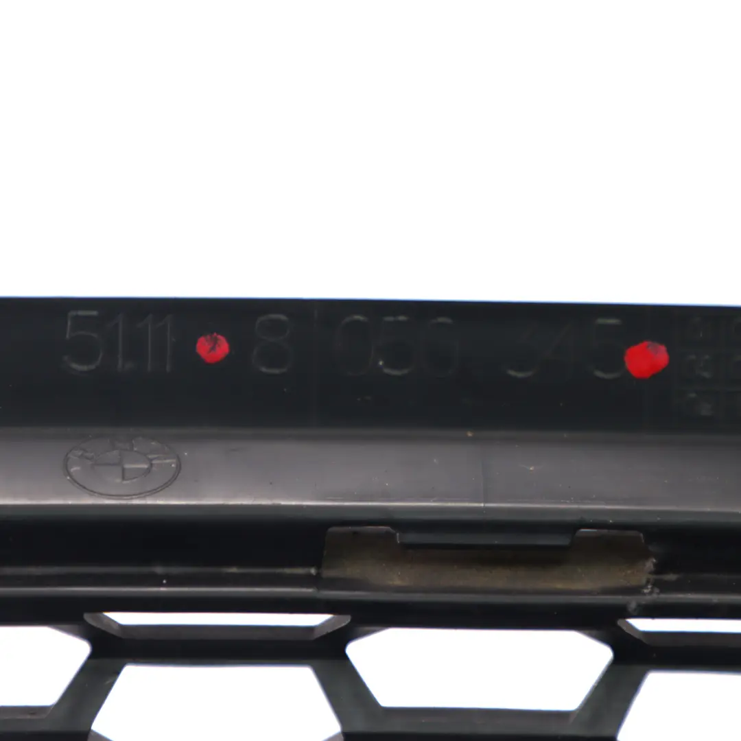 parachoques delantero parrilla inferior central rejilla para BMW F13 M Sport con número de pieza 8050345 BMW F13 M Sport parachoques delantero parrilla inferior central rejilla - SKU 8050345 - Número de pieza 8050345