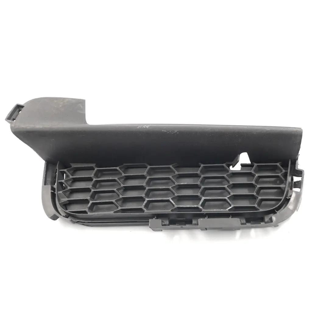 Pakiet Atrapa Kratka Zderzaka Lewy Przód 8050835 do BMW F06 F12 F13 M o numerze 8050347 BMW F06 F12 F13 M Pakiet Atrapa Kratka Zderzaka Lewy Przód 8050835 - SKU 8050347 - Numer Części 8050347