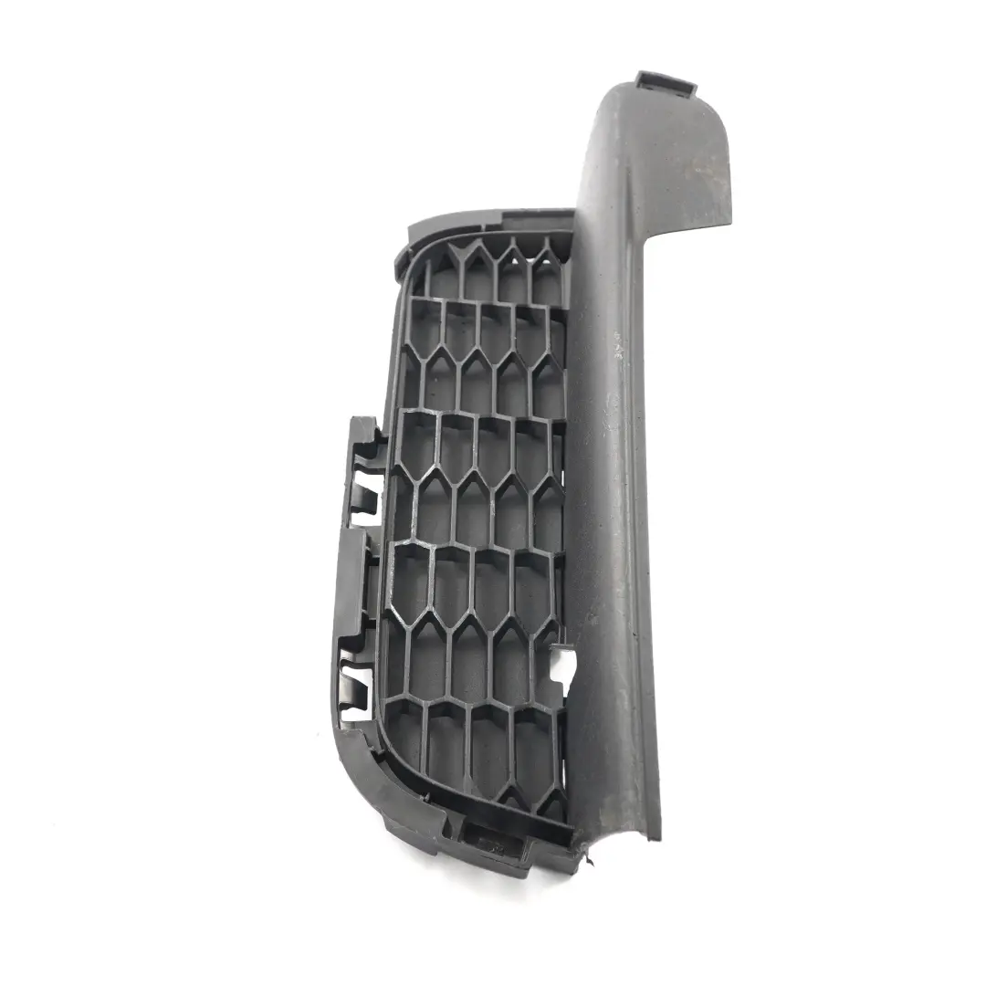 Pakiet Atrapa Kratka Zderzaka Lewy Przód 8050835 do BMW F06 F12 F13 M o numerze 8050347 BMW F06 F12 F13 M Pakiet Atrapa Kratka Zderzaka Lewy Przód 8050835 - SKU 8050347 - Numer Części 8050347