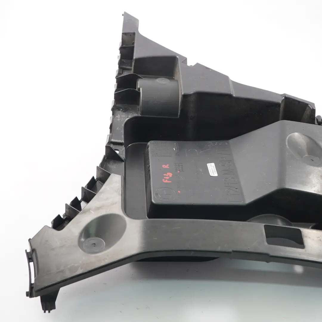 BMW F13 F12 F06 M Sport Paraurti posteriore destro Staffa di montaggio laterale - SKU 8050386 - Numero di parte 8050386