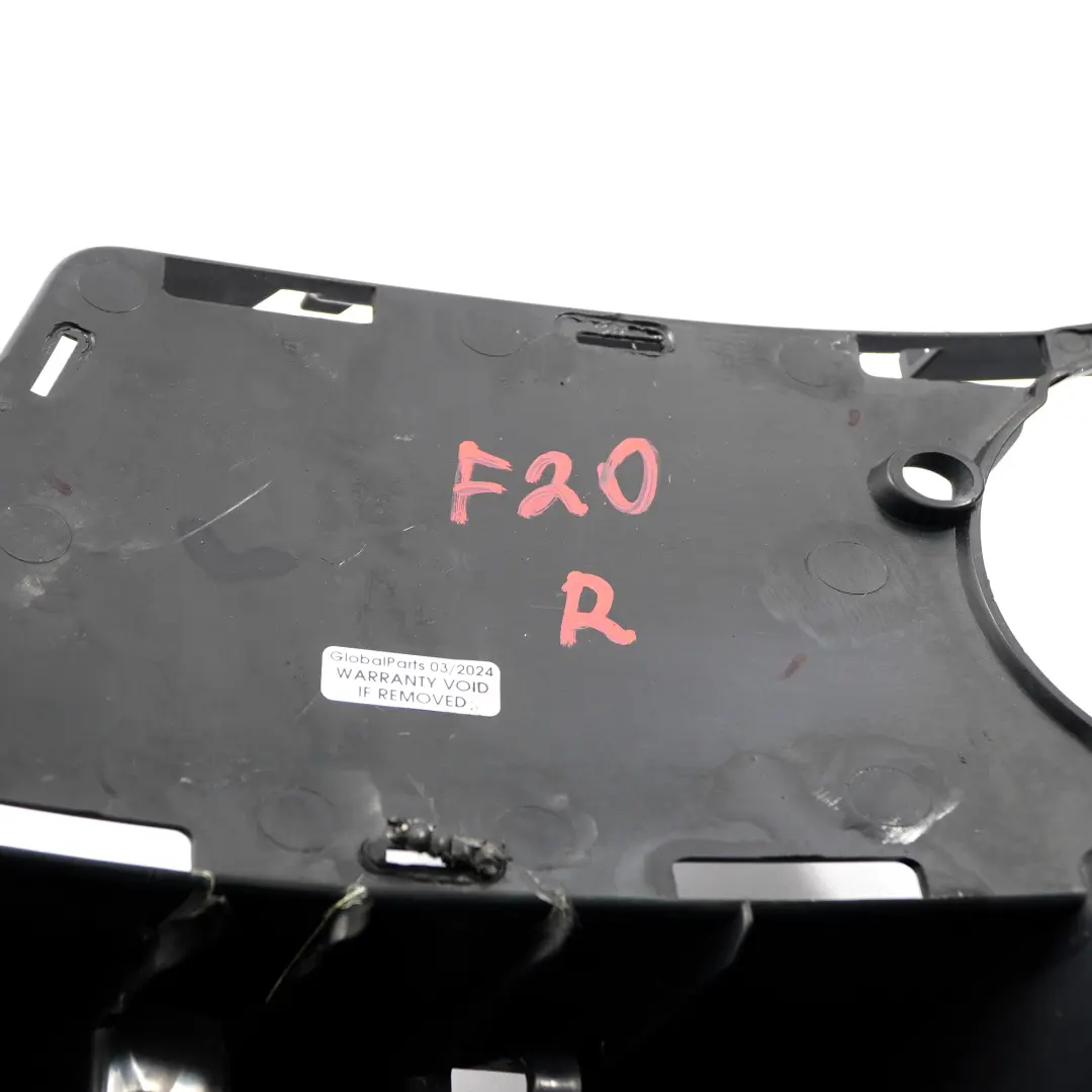 Paraurti anteriore Fendinebbia Griglia Laterale Destra per BMW F20 M Sport con numero di parte 8050996 BMW F20 M Sport Paraurti anteriore Fendinebbia Griglia Laterale Destra - SKU 8050996 - Numero di parte 8050996