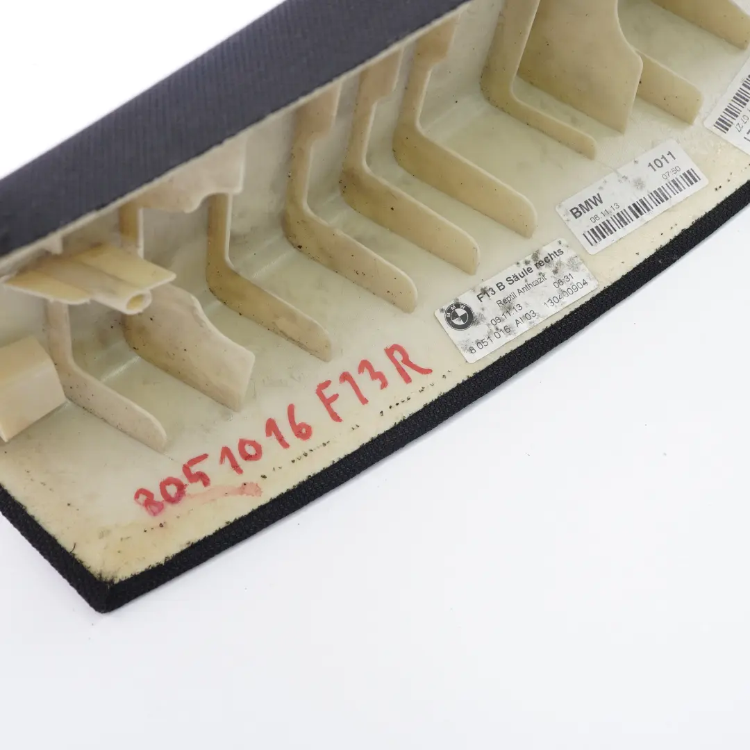 Panneau de garniture de colonne de pilier latéral droit pour BMW F13 à propos du numéro de pièce 8051016 BMW F13 Panneau de garniture de colonne de pilier latéral droit - SKU 8051016 - Numéro de pièce 8051016