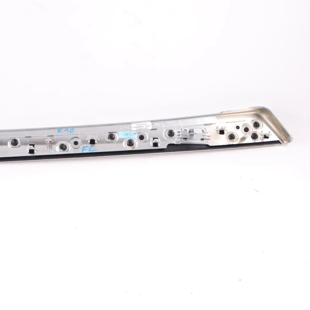 BMW F10 M5 Türkarte Leiste Dekor Trim vorne links Abdeckung Alu Trace - SKU 8051327 - Teilenummer 8051327