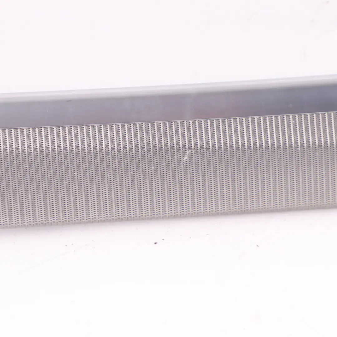 Listwa Ozdobna Drzwi Przednia Prawa Przód Prawy do BMW F10 M5 o numerze 8051328 BMW F10 M5 Listwa Ozdobna Drzwi Przednia Prawa Przód Prawy - SKU 8051328 - Numer Części 8051328