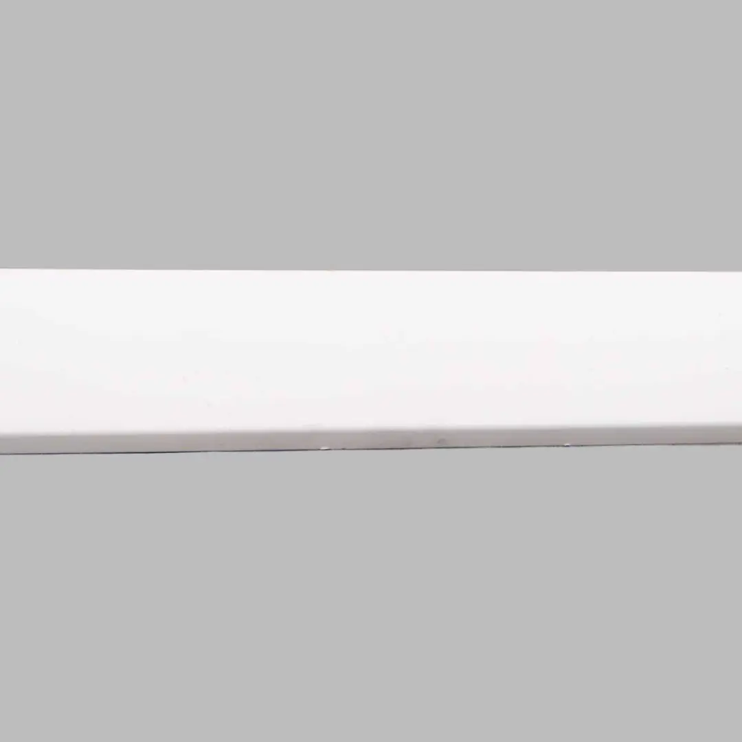 Baguette Porte M Sport Trim Avant Gauche Alpine White - 300 pour BMW X3 F25 à propos du numéro de pièce 8052081 BMW X3 F25 Baguette Porte M Sport Trim Avant Gauche Alpine White - 300 - SKU 8052081 - Numéro de pièce 8052081