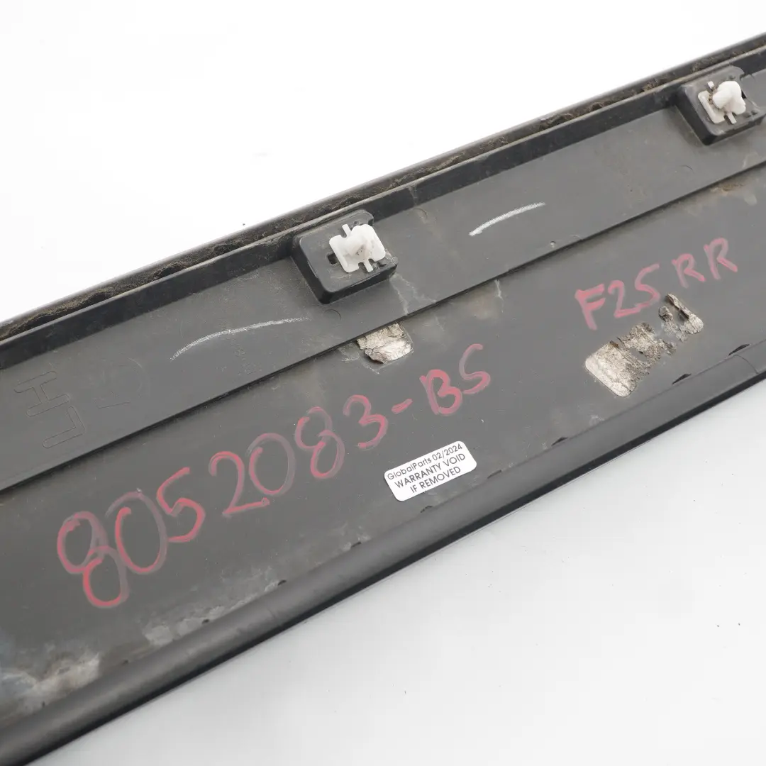 Banda de puerta M Sport Moldura Trasera Izquierda Negro Zafiro - 475 para BMW X3 F25 con número de pieza 8052083 BMW X3 F25 Banda de puerta M Sport Moldura Trasera Izquierda Negro Zafiro - 475 - SKU 8052083-BS - Número de pieza 8052083