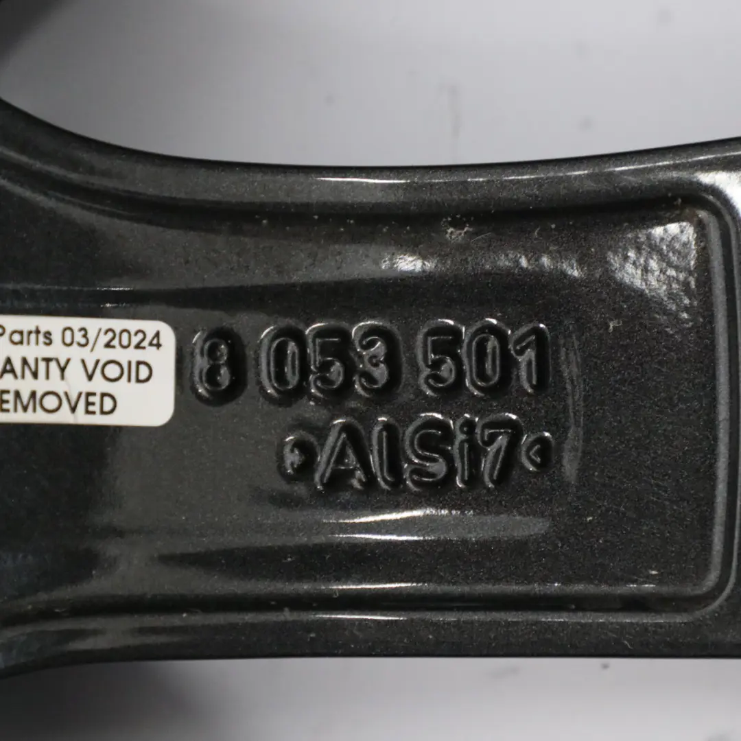 Cerchio lega anteriore Orbit Grey 20" a V razze 759 8J ET:30 per BMW G30 G31 con numero di parte 8053501 BMW G30 G31 Cerchio lega anteriore Orbit Grey 20" a V razze 759 8J ET:30 - SKU 8053501-1 - Numero di parte 8053501